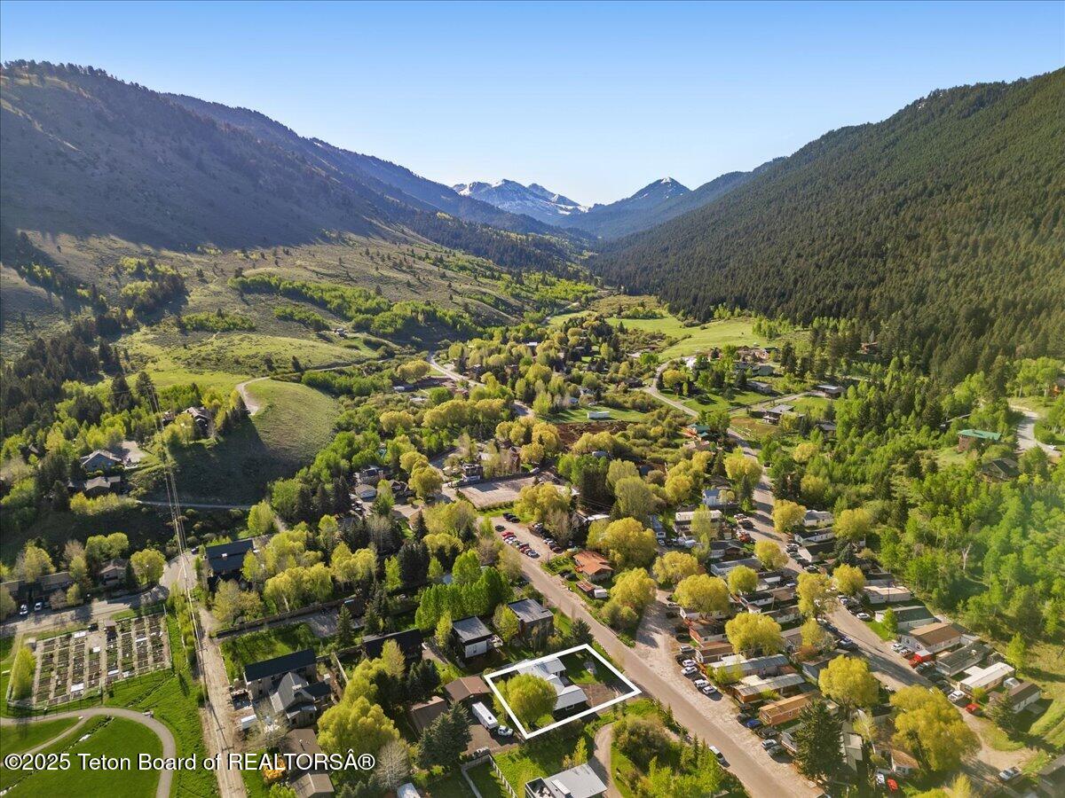 755 CACHE CREEK Drive