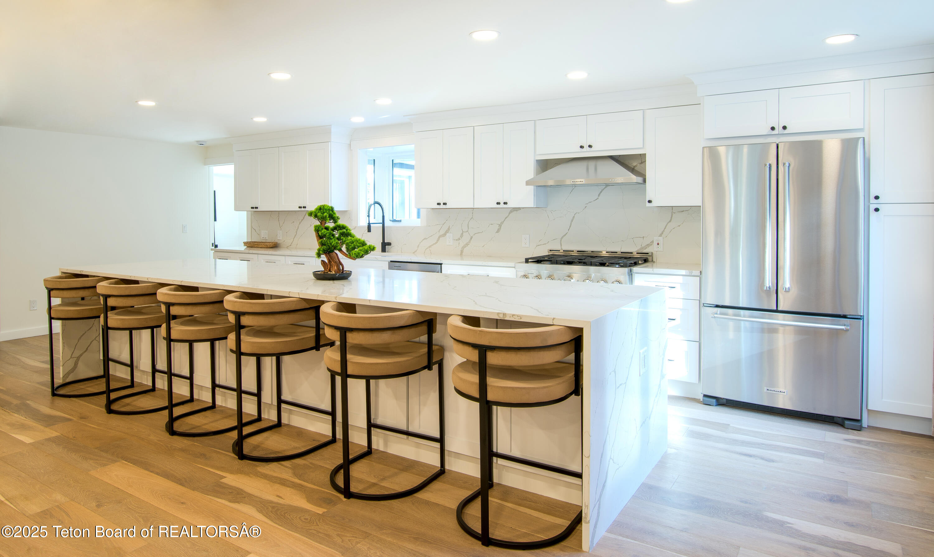 755 CACHE CREEK Drive