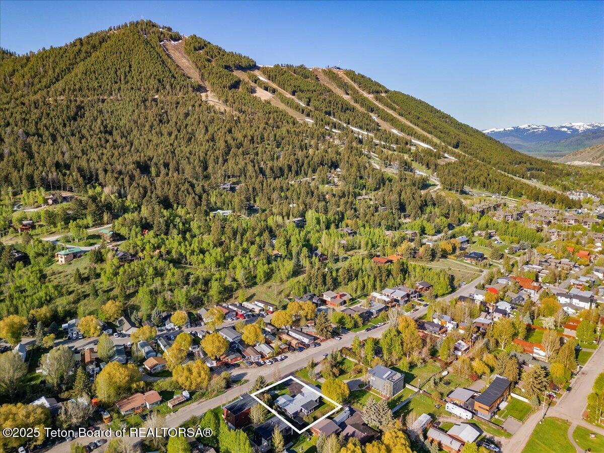 755 CACHE CREEK Drive