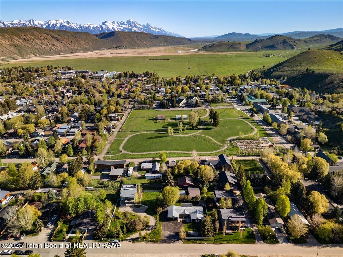 755 CACHE CREEK Drive