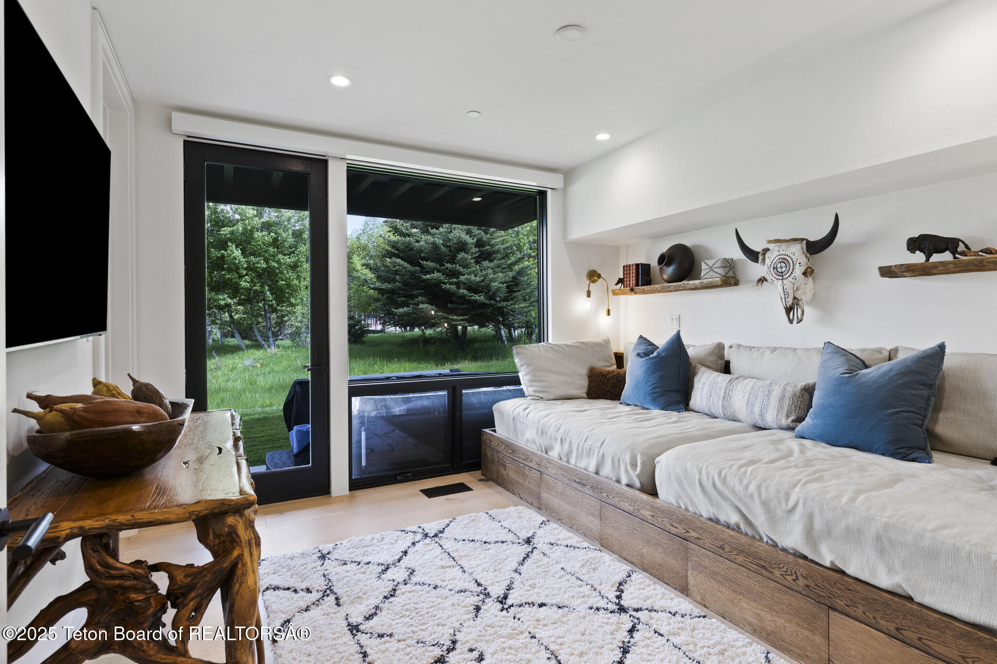 304 HIDDEN HOLLOW Drive, 304