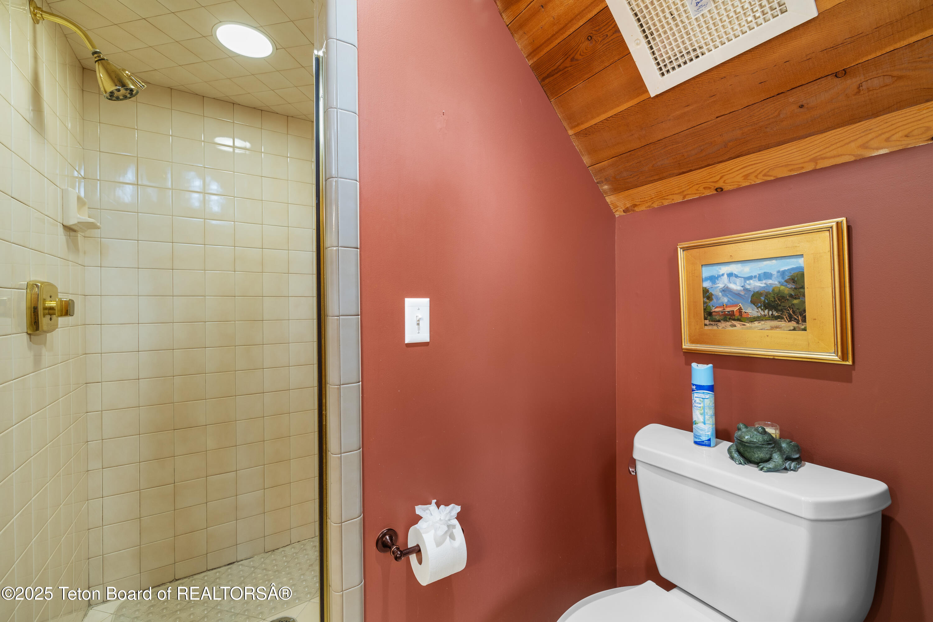 3035 N WHITE PINE Lane