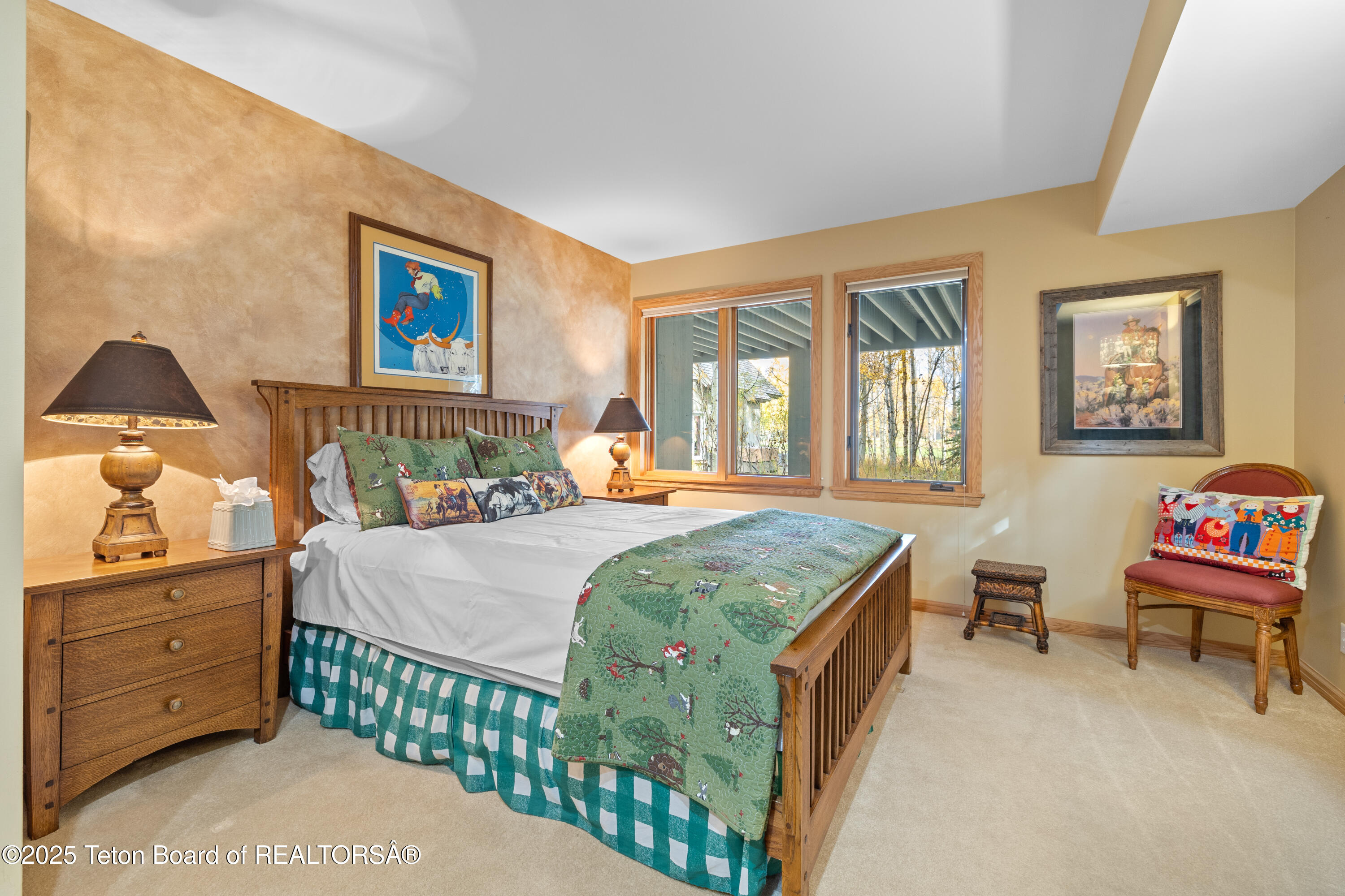 3035 N WHITE PINE Lane