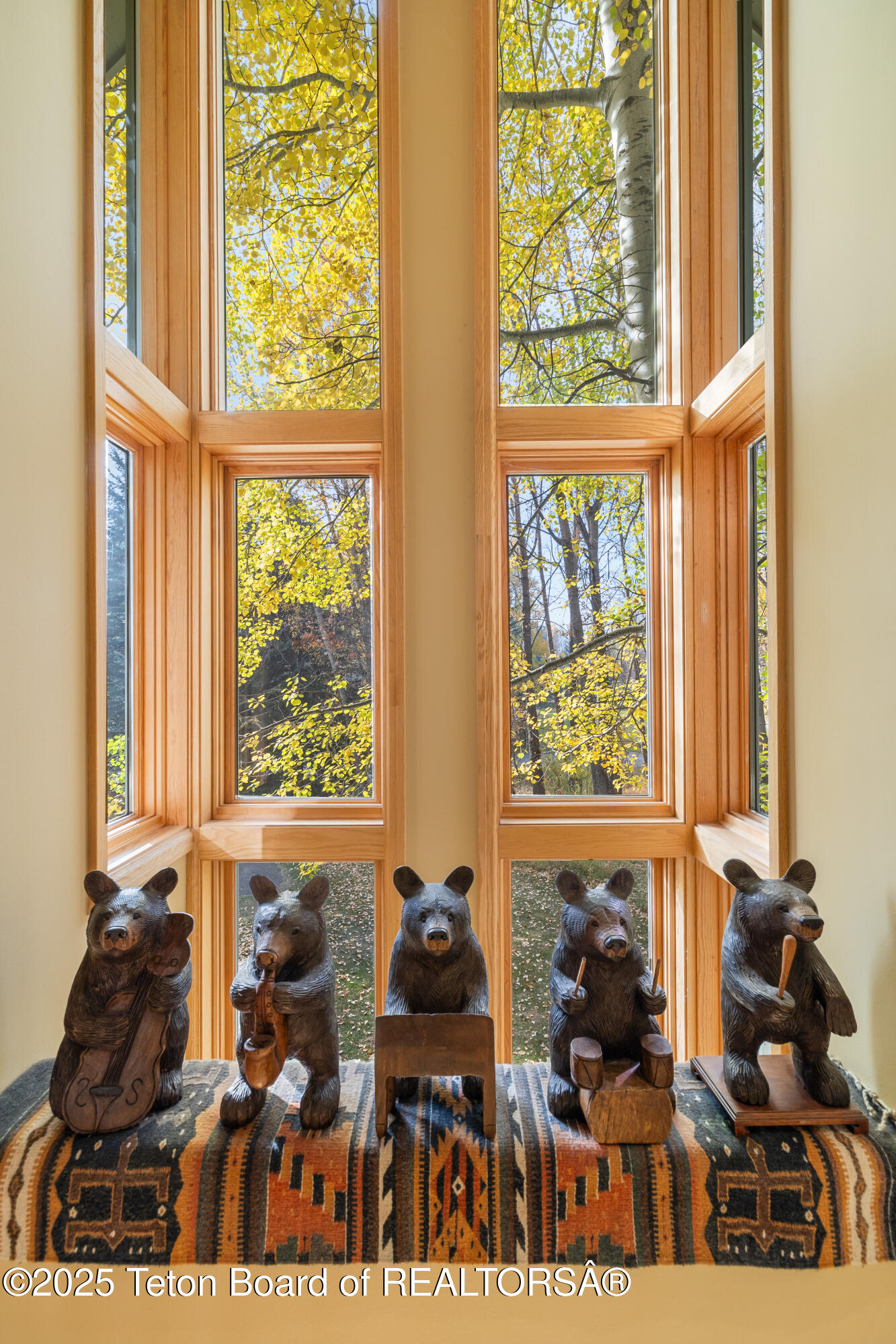 3035 N WHITE PINE Lane