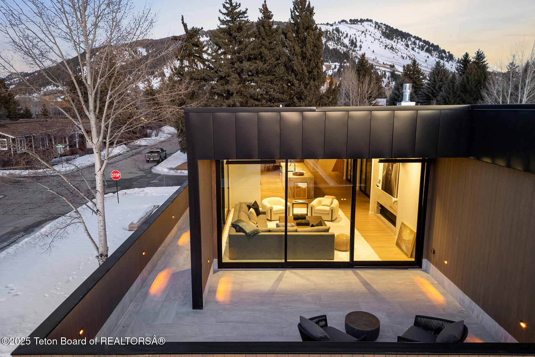 85 N GROS VENTRE Street