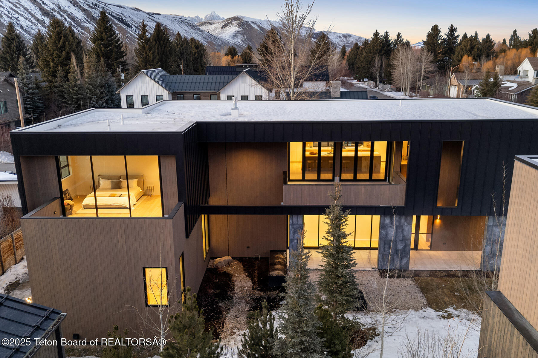 85 N GROS VENTRE Street