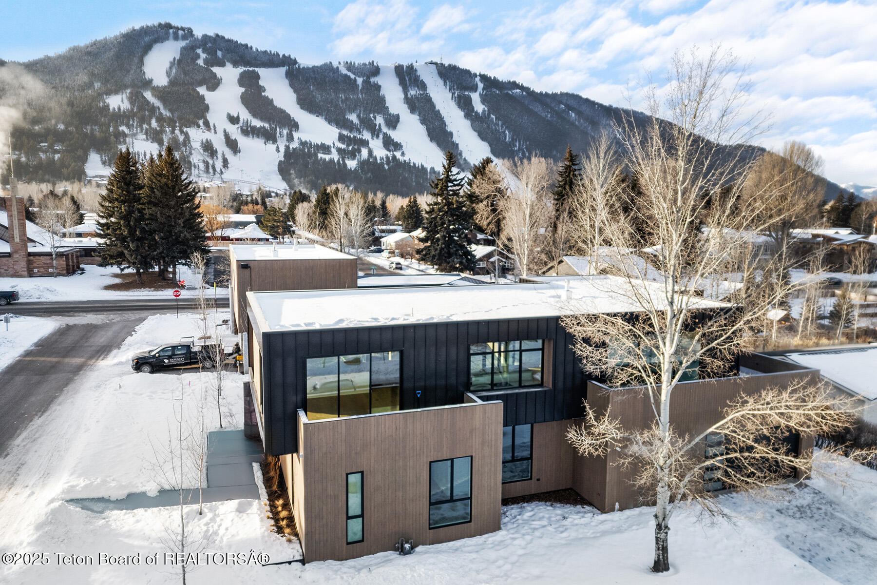 85 N GROS VENTRE Street