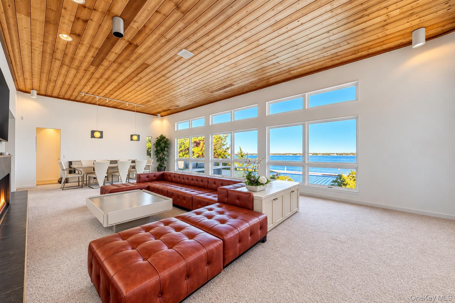 330 Dune Road