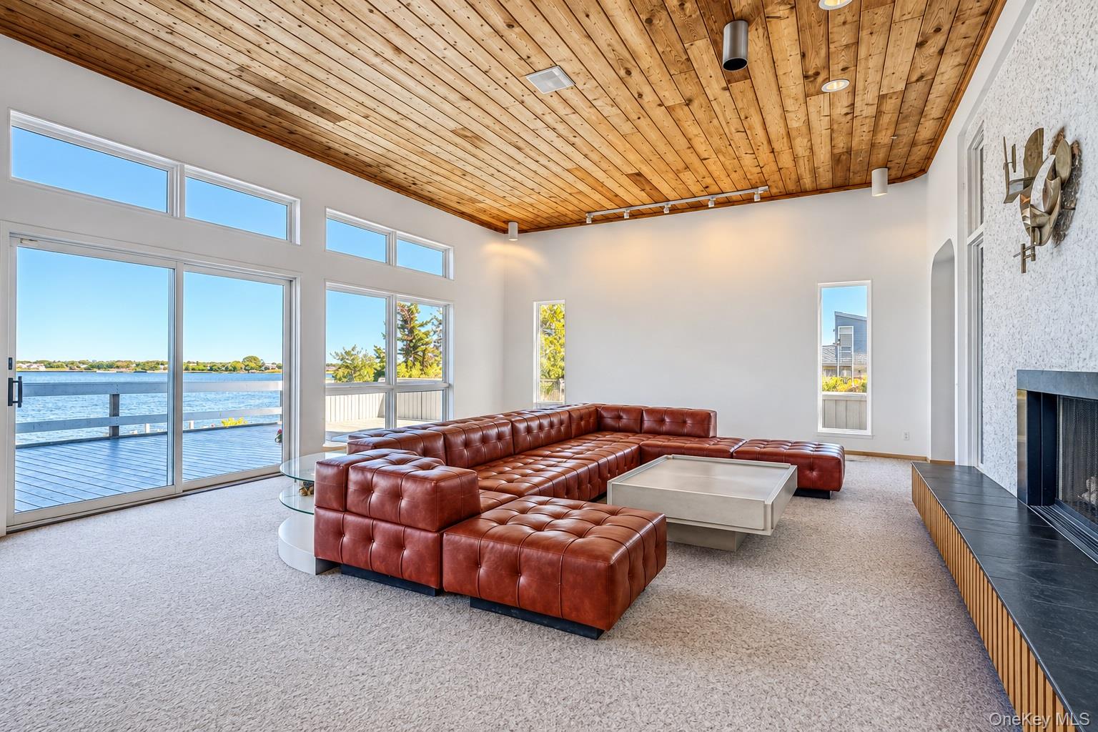 330 Dune Road