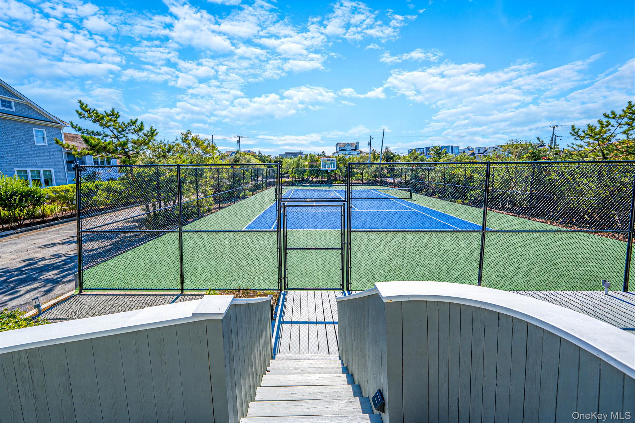 330 Dune Road