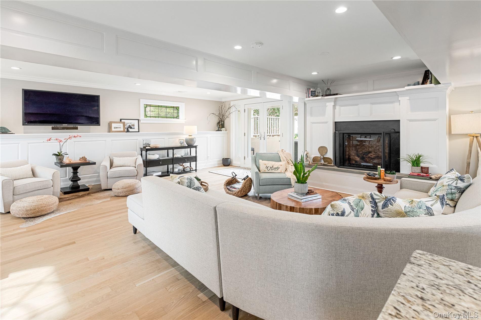 29 Missapoque Avenue