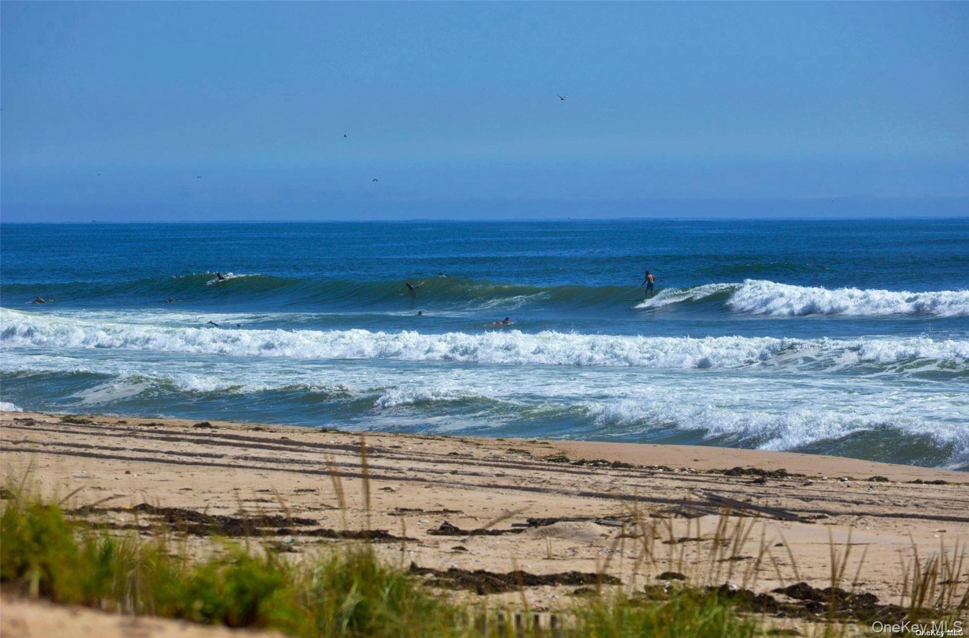 29 Missapoque Avenue