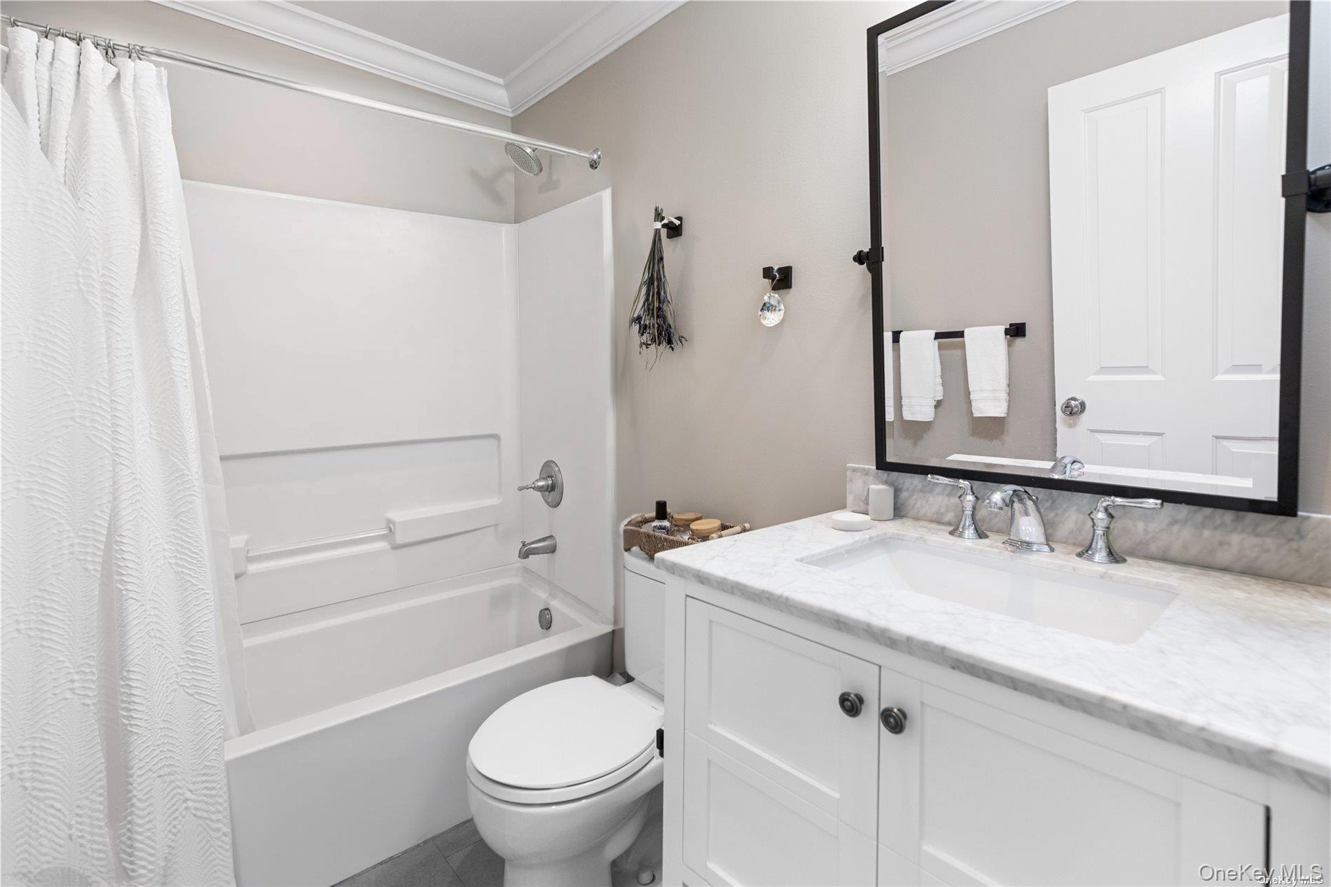 29 Missapoque Avenue