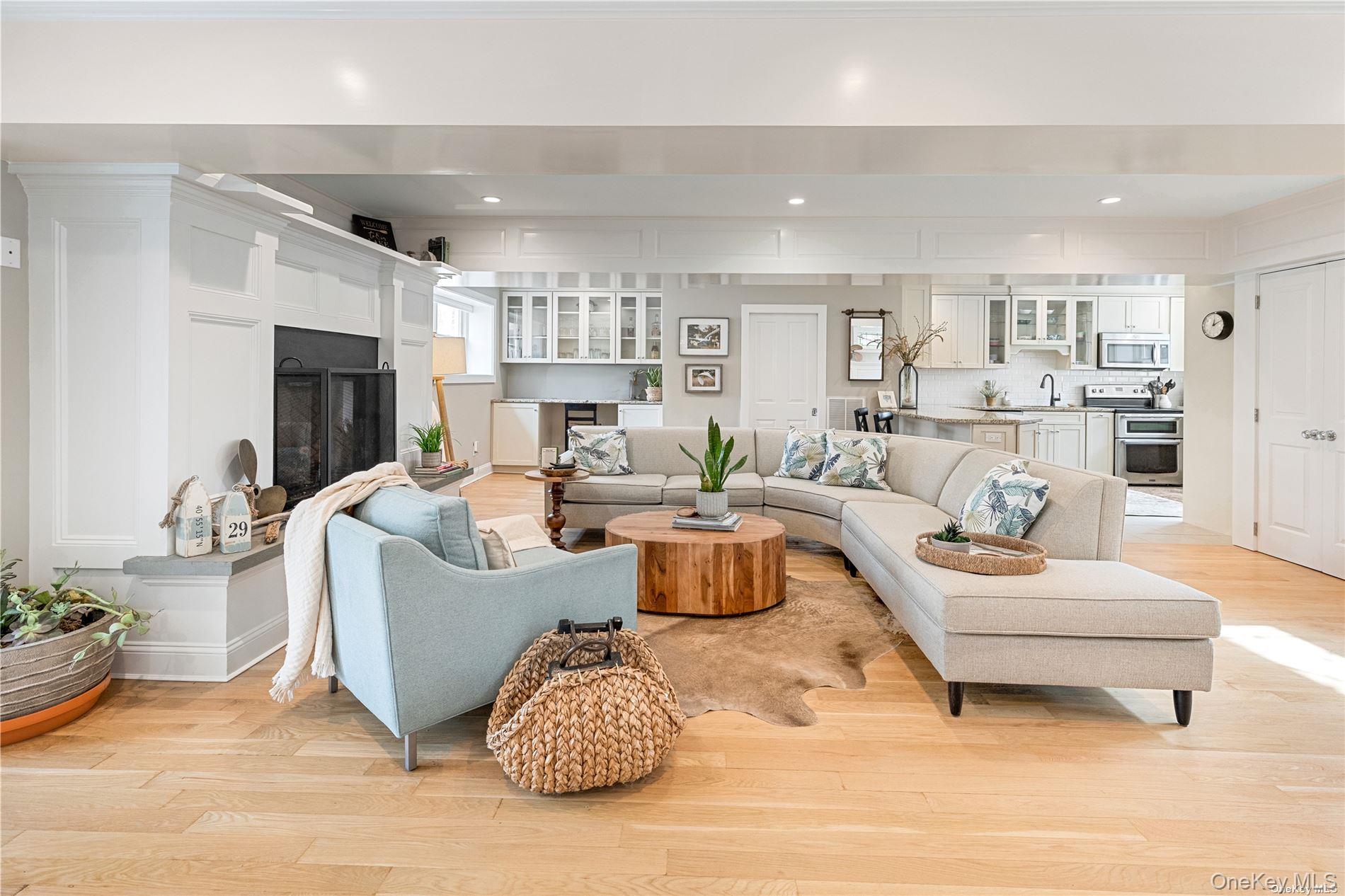 29 Missapoque Avenue