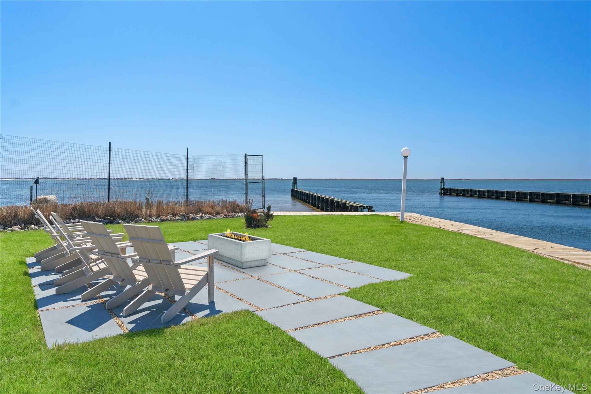 40 Laura Lee Drive