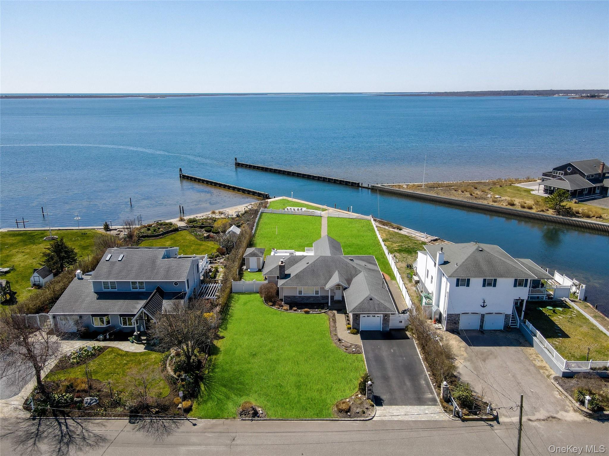 40 Laura Lee Drive