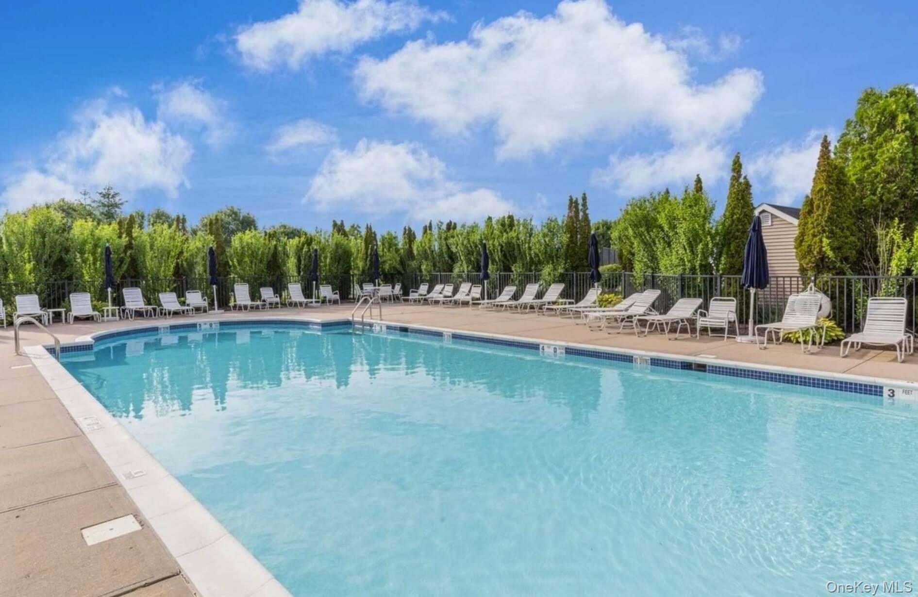 39 Kimberly Drive Unit: 39