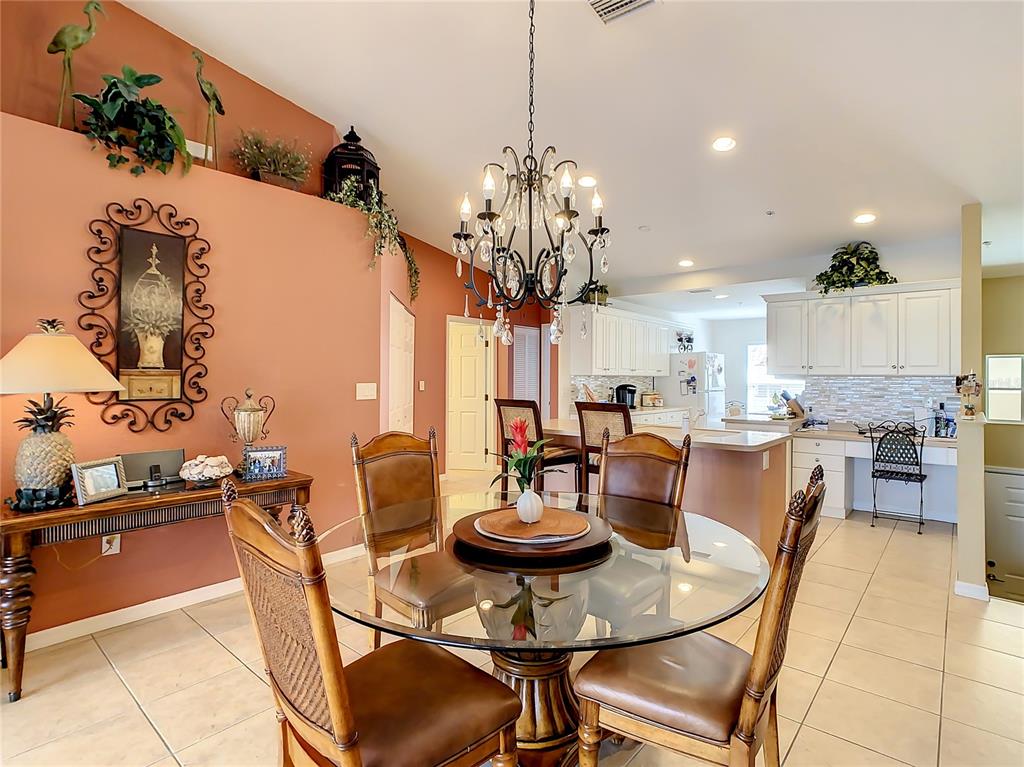7060 STRAND CIRCLE Unit: 7060