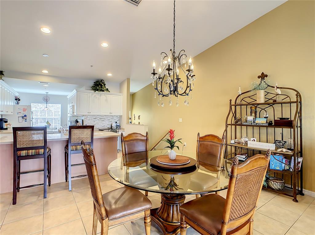 7060 STRAND CIRCLE Unit: 7060