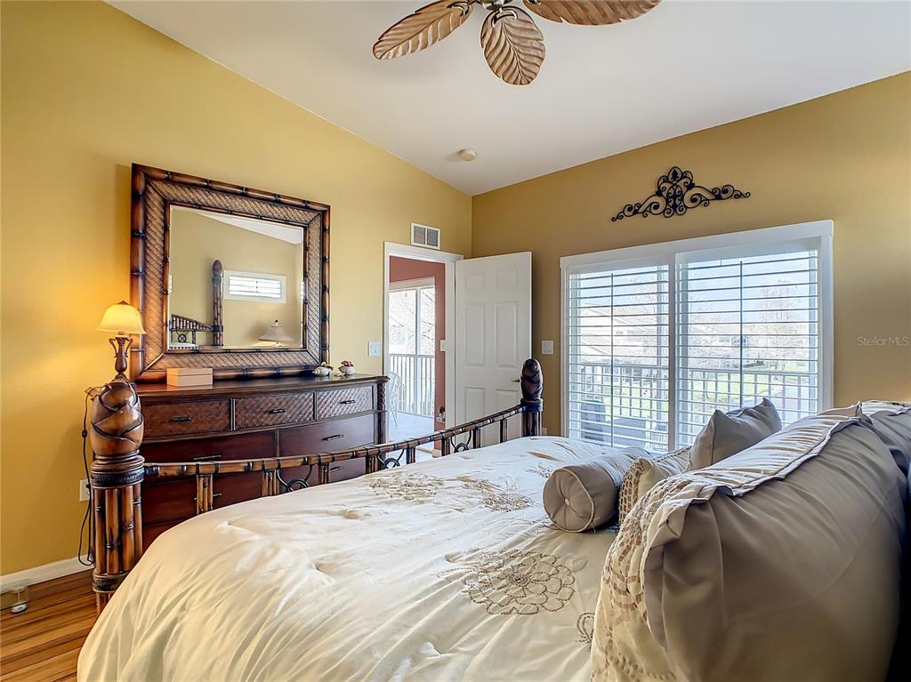 7060 STRAND CIRCLE Unit: 7060