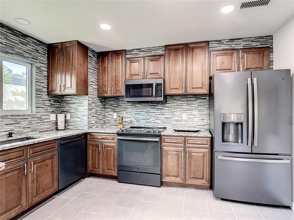 3133 HEATHERWOOD LANE