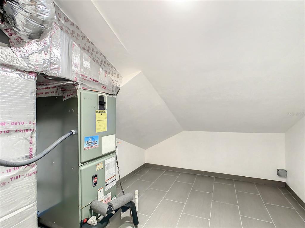 3133 HEATHERWOOD LANE