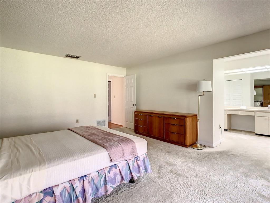 6150 WILSHIRE CIRCLE Unit: 3