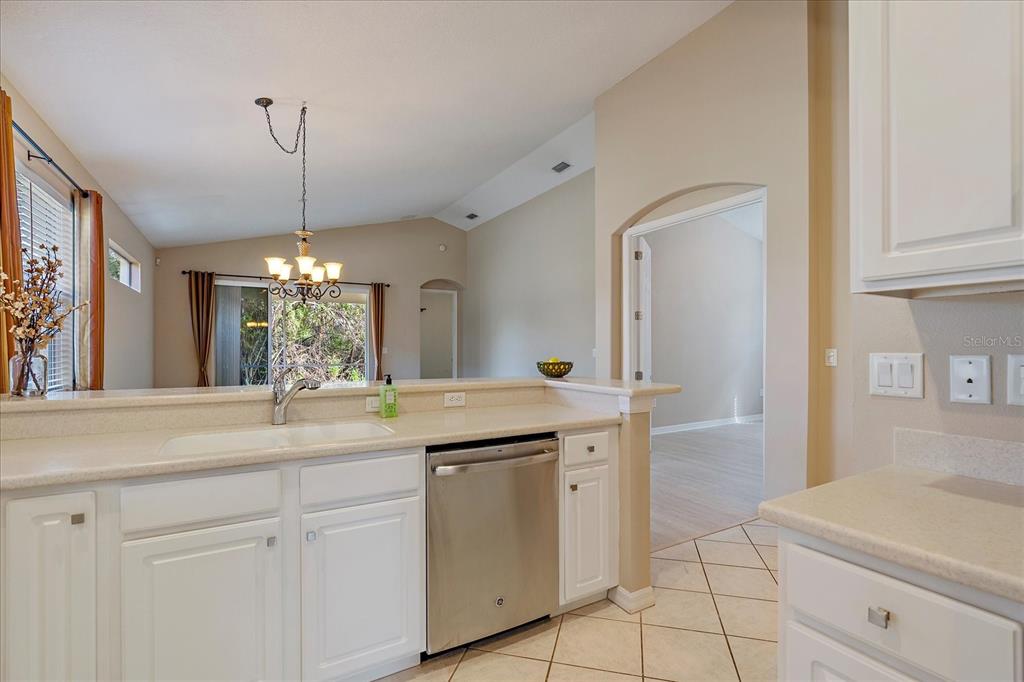 6583 TAILFEATHER WAY