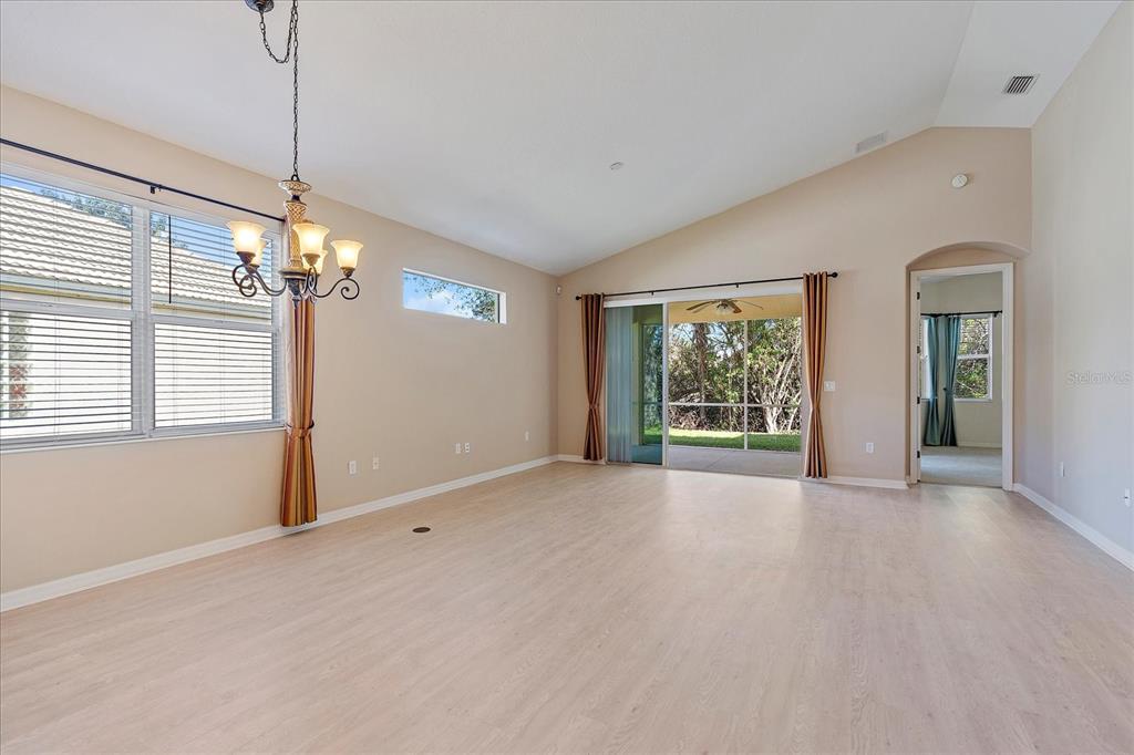 6583 TAILFEATHER WAY