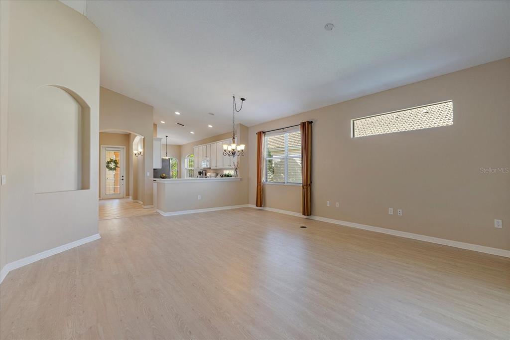 6583 TAILFEATHER WAY