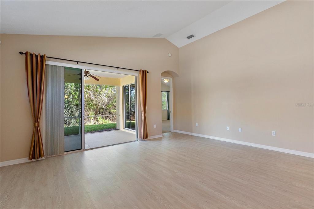 6583 TAILFEATHER WAY
