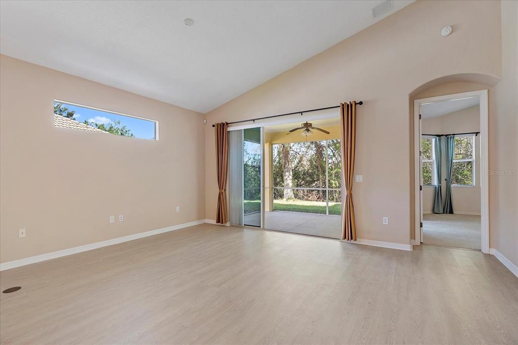 6583 TAILFEATHER WAY