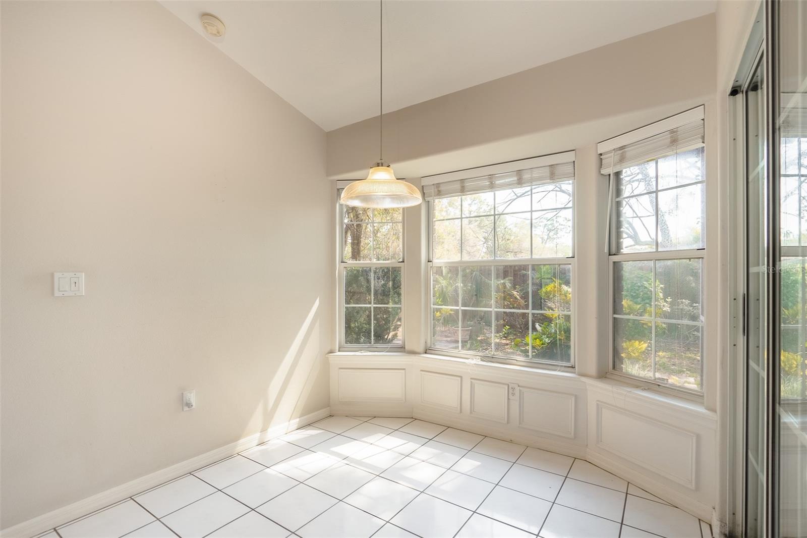 5706 BENT OAK DRIVE