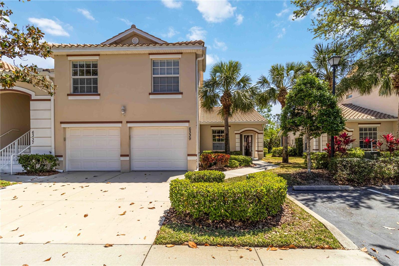 6339 BAY CEDAR LN #102