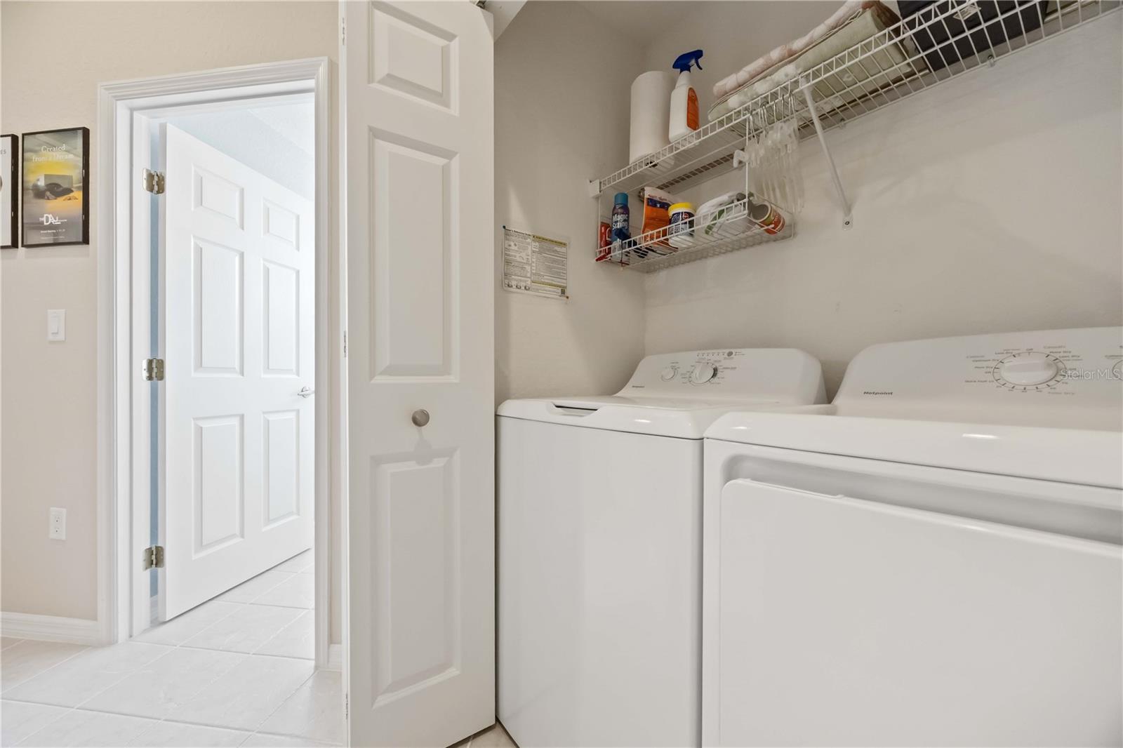 6424 BAY CEDAR LN #201