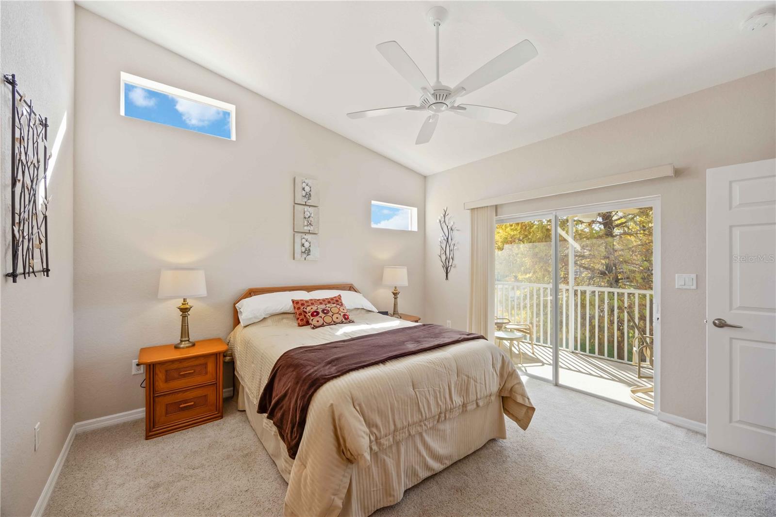 6424 BAY CEDAR LN #201