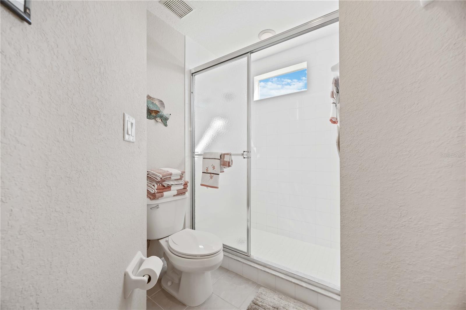 6424 BAY CEDAR LN #201