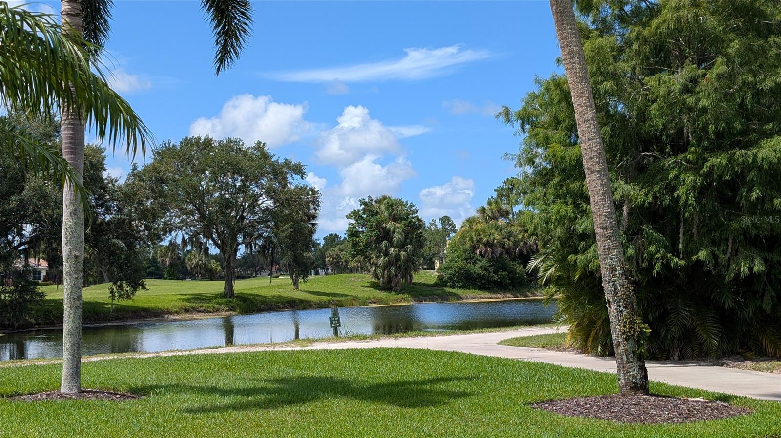 7325 FOUNTAIN PALM CIR #7325