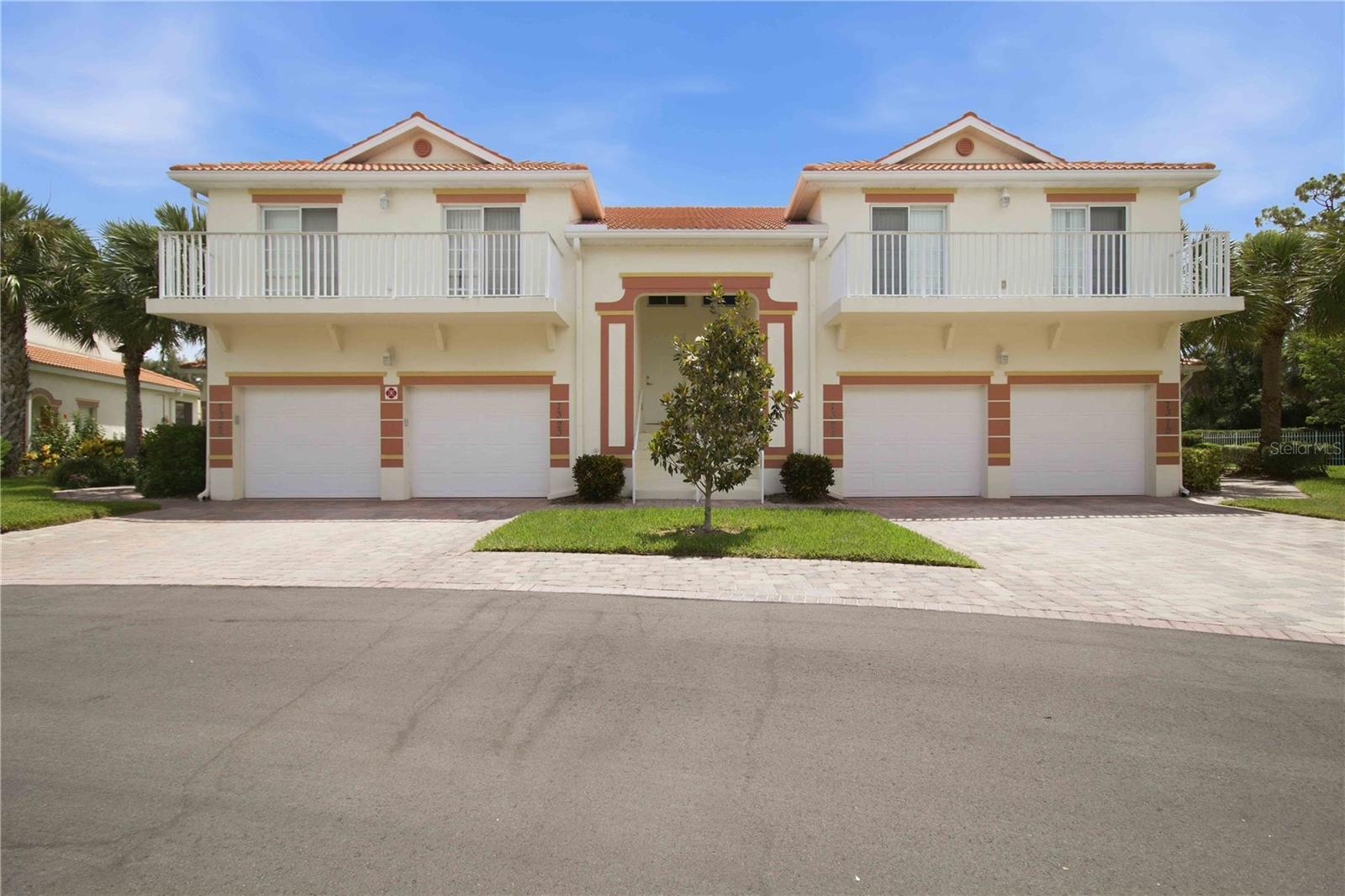 7325 FOUNTAIN PALM CIR #7325