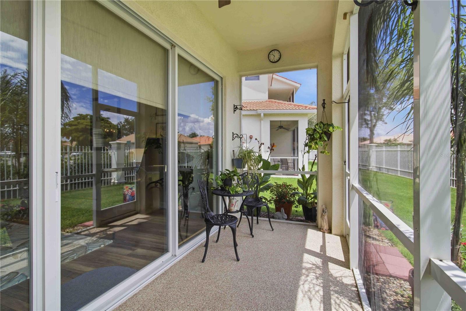 7325 FOUNTAIN PALM CIR #7325