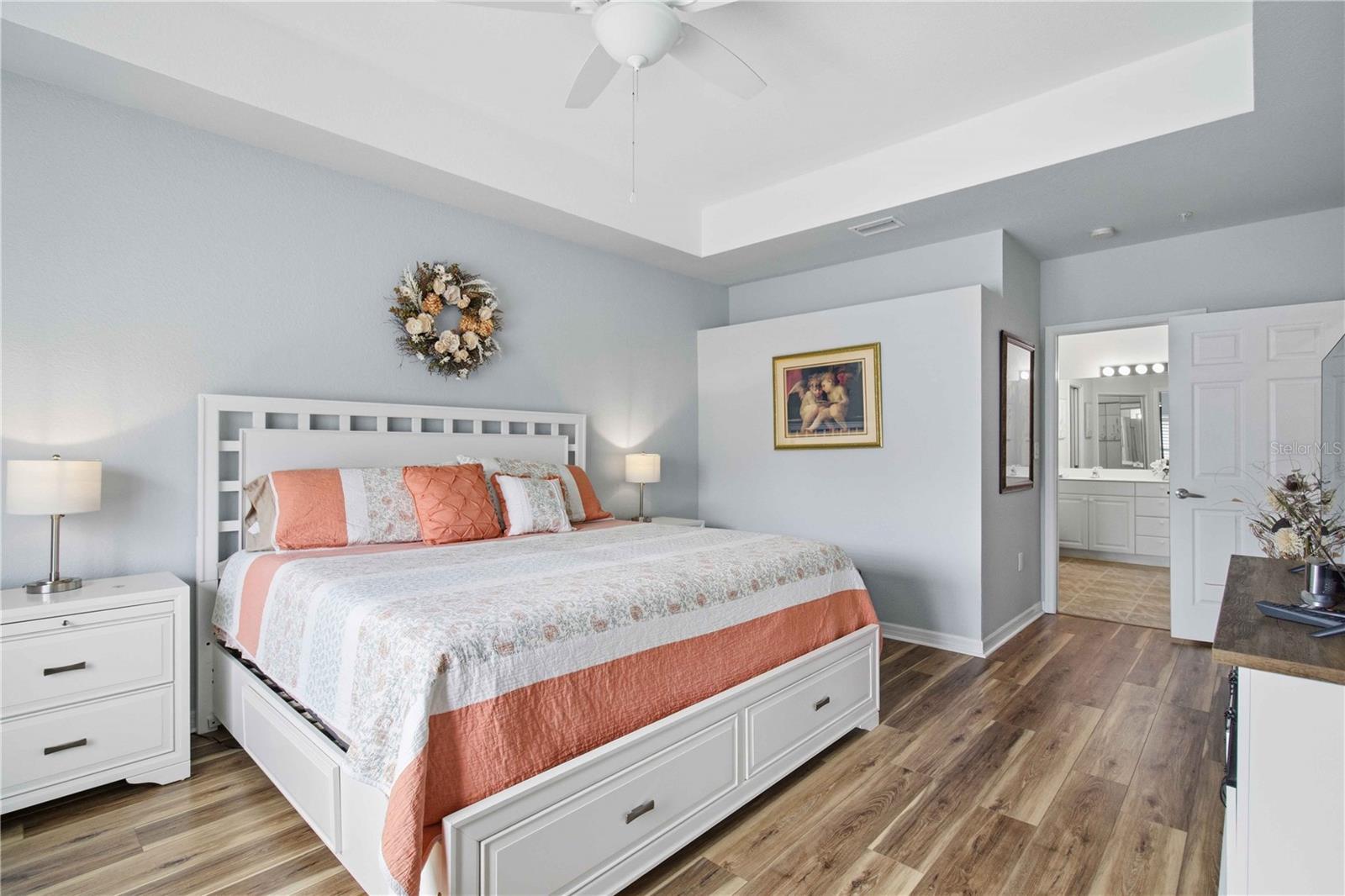 7325 FOUNTAIN PALM CIR #7325