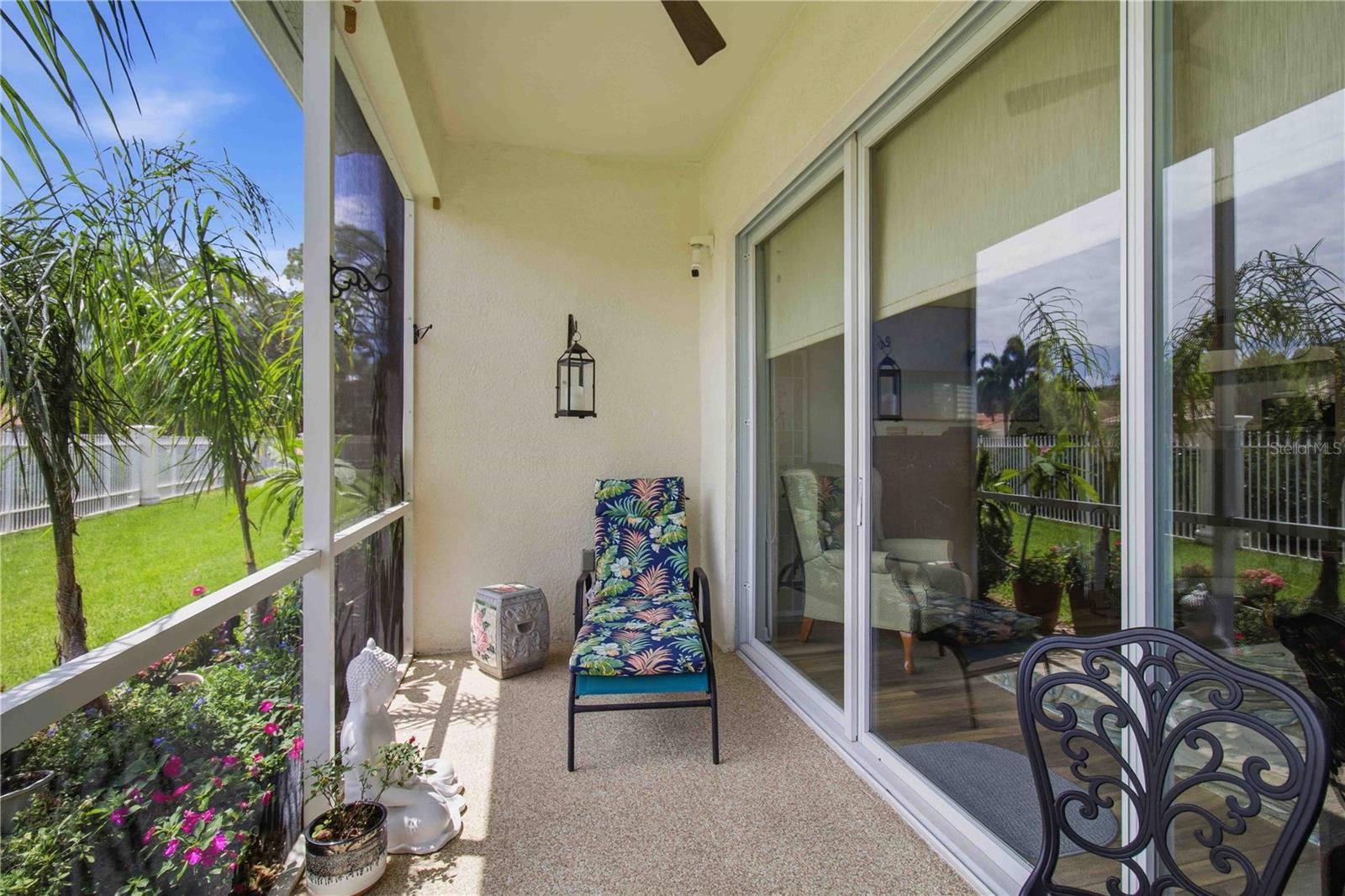 7325 FOUNTAIN PALM CIR #7325