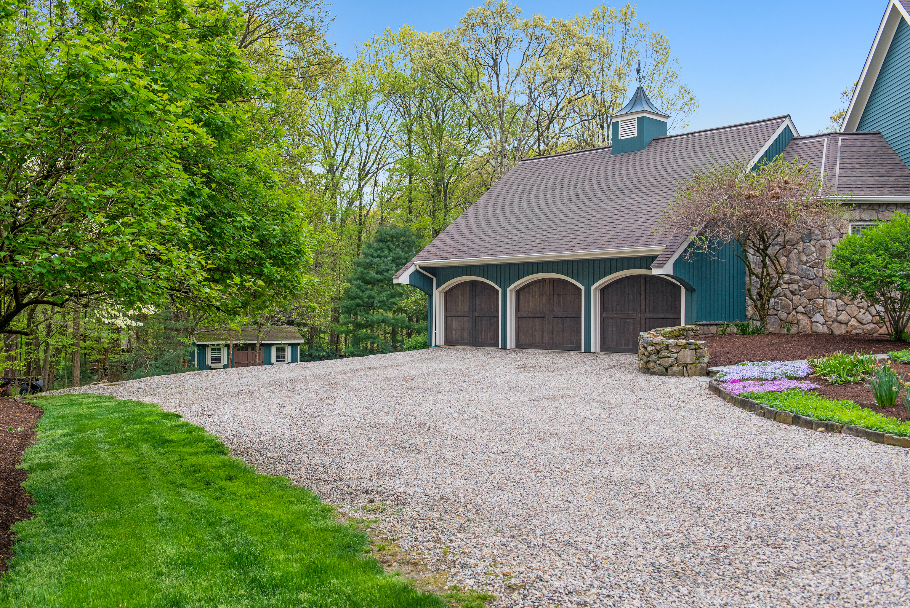 35 Sunnyview Drive