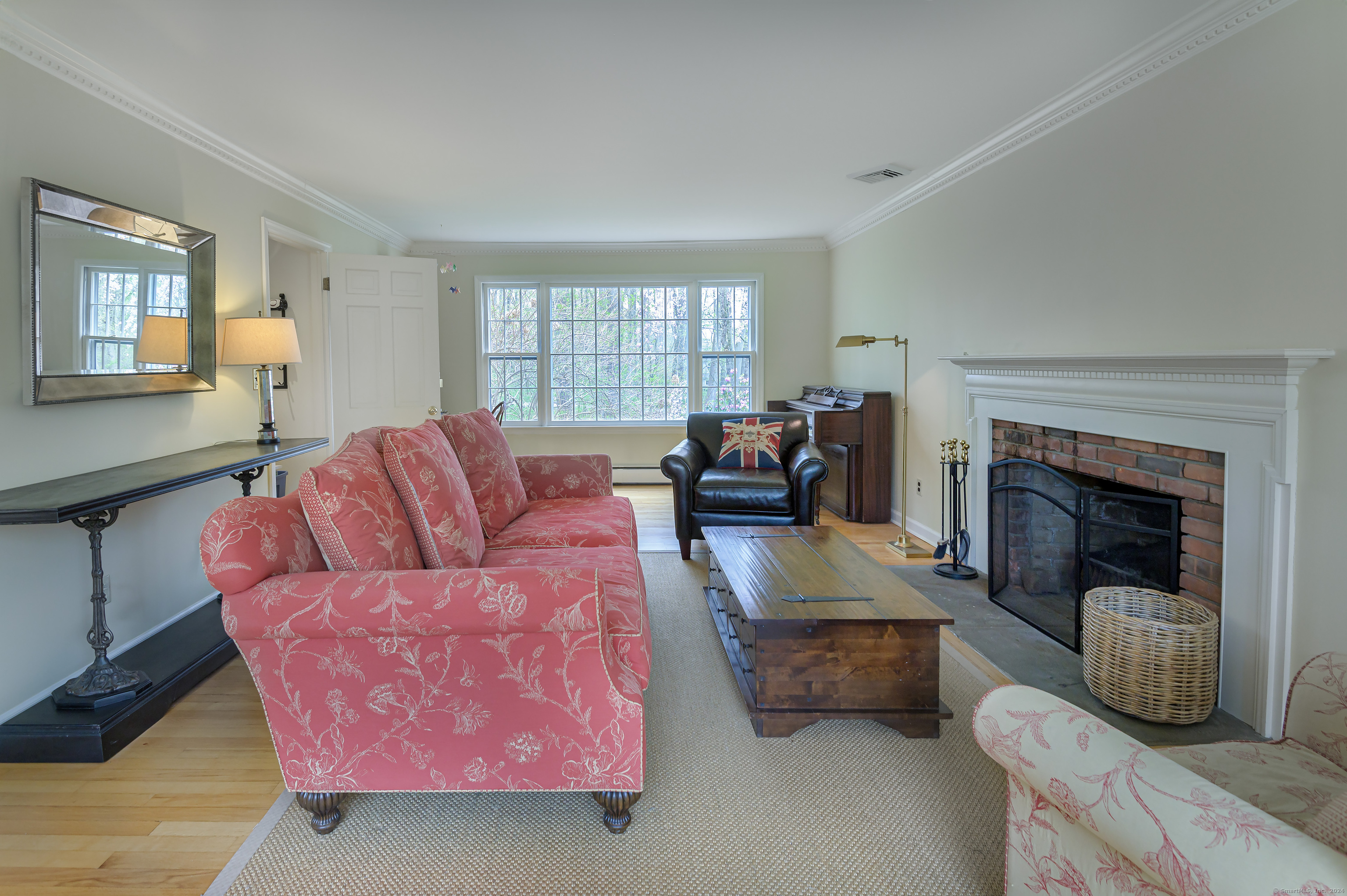 40 Scarlet Oak Drive