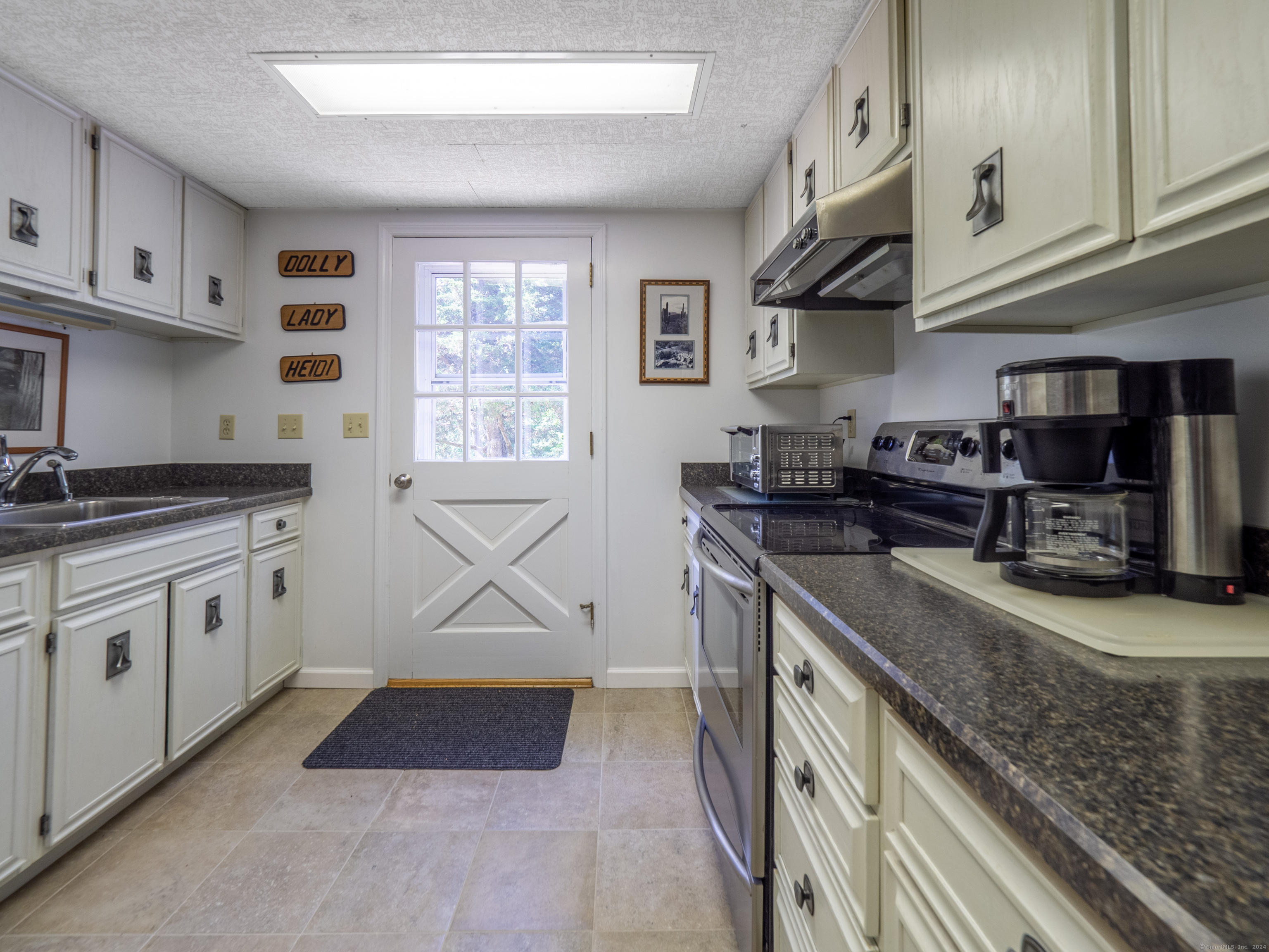 18 Goodsell Hill Road