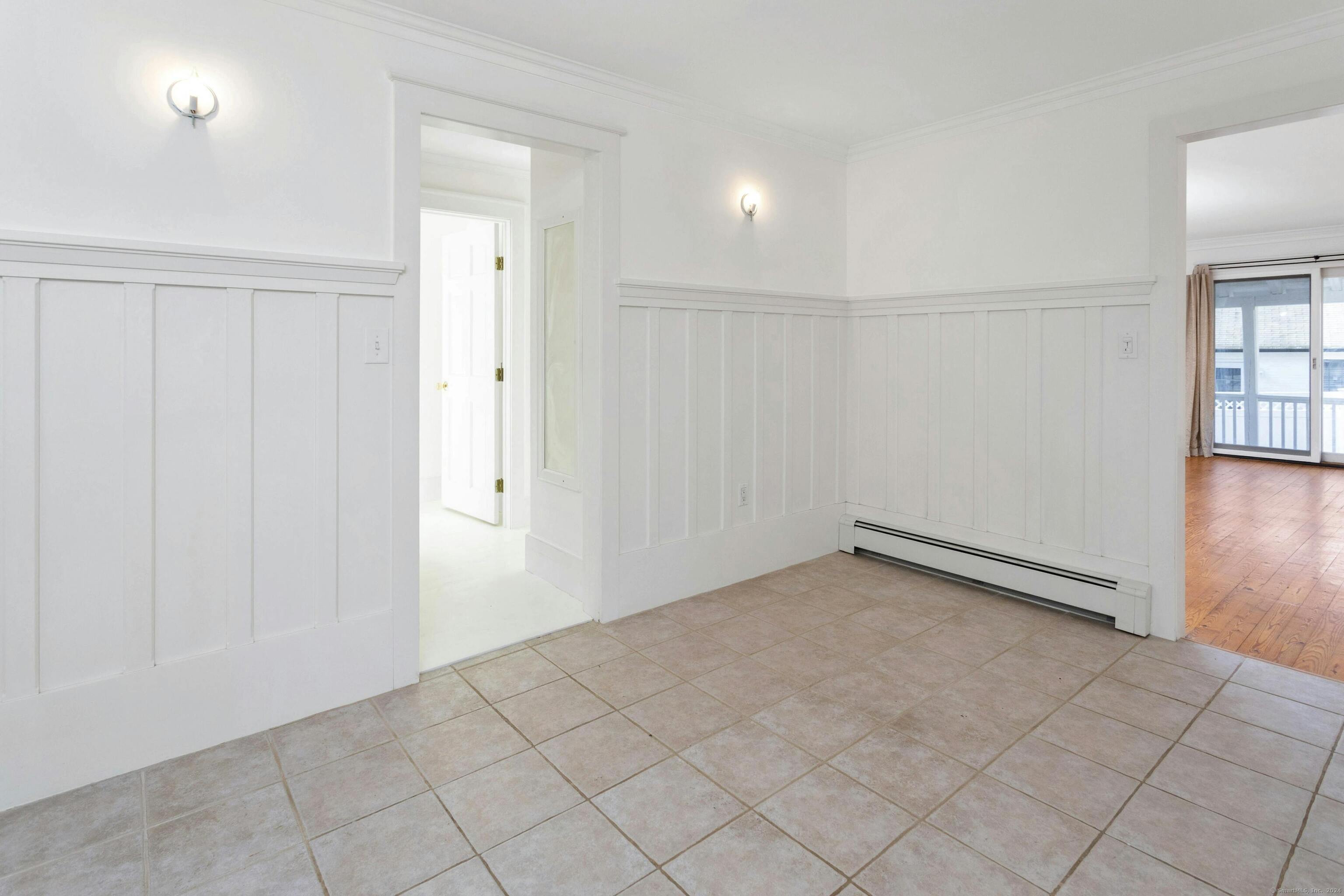 11 Strawberry Hill Road