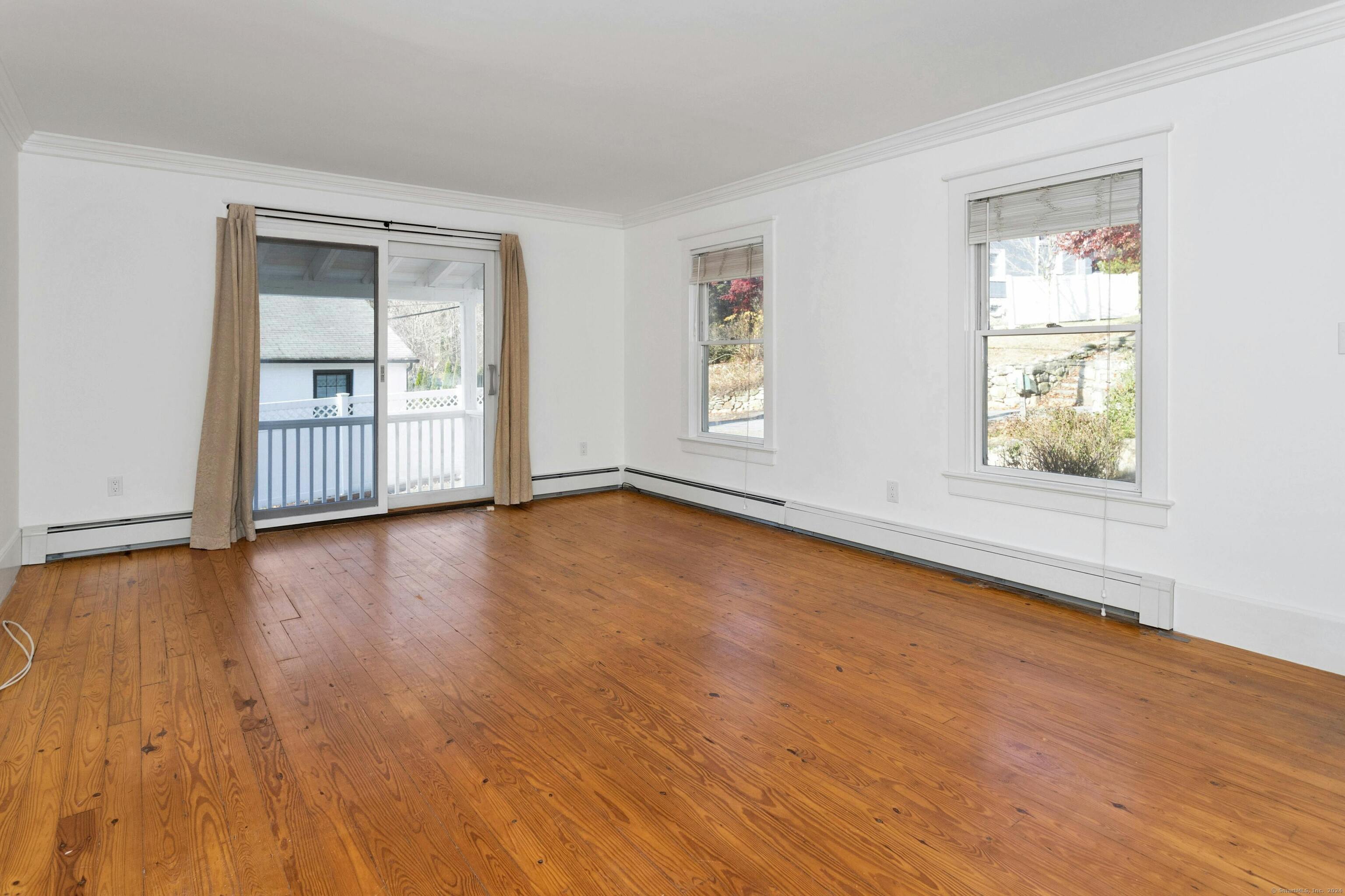 11 Strawberry Hill Road