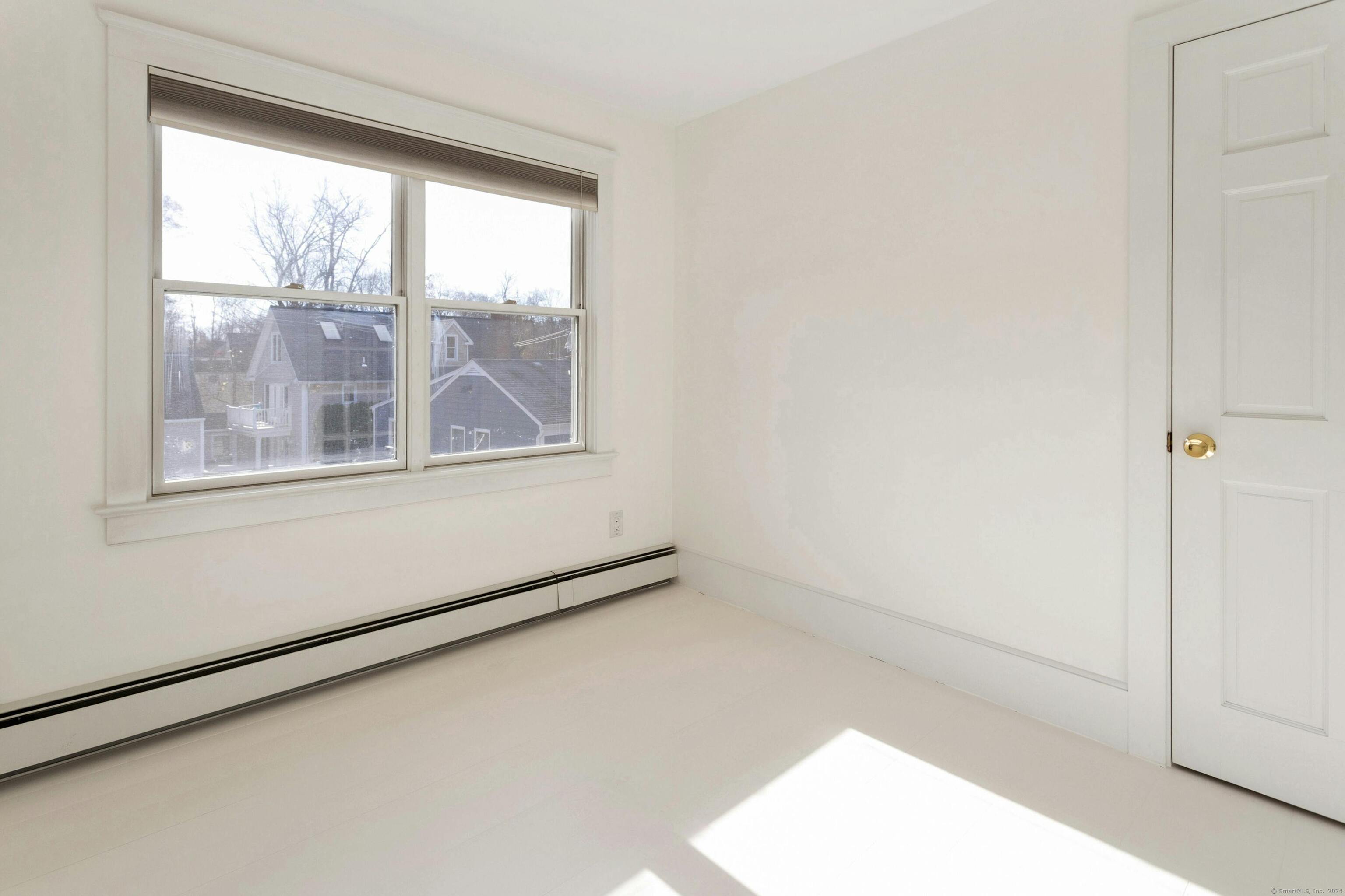 11 Strawberry Hill Road