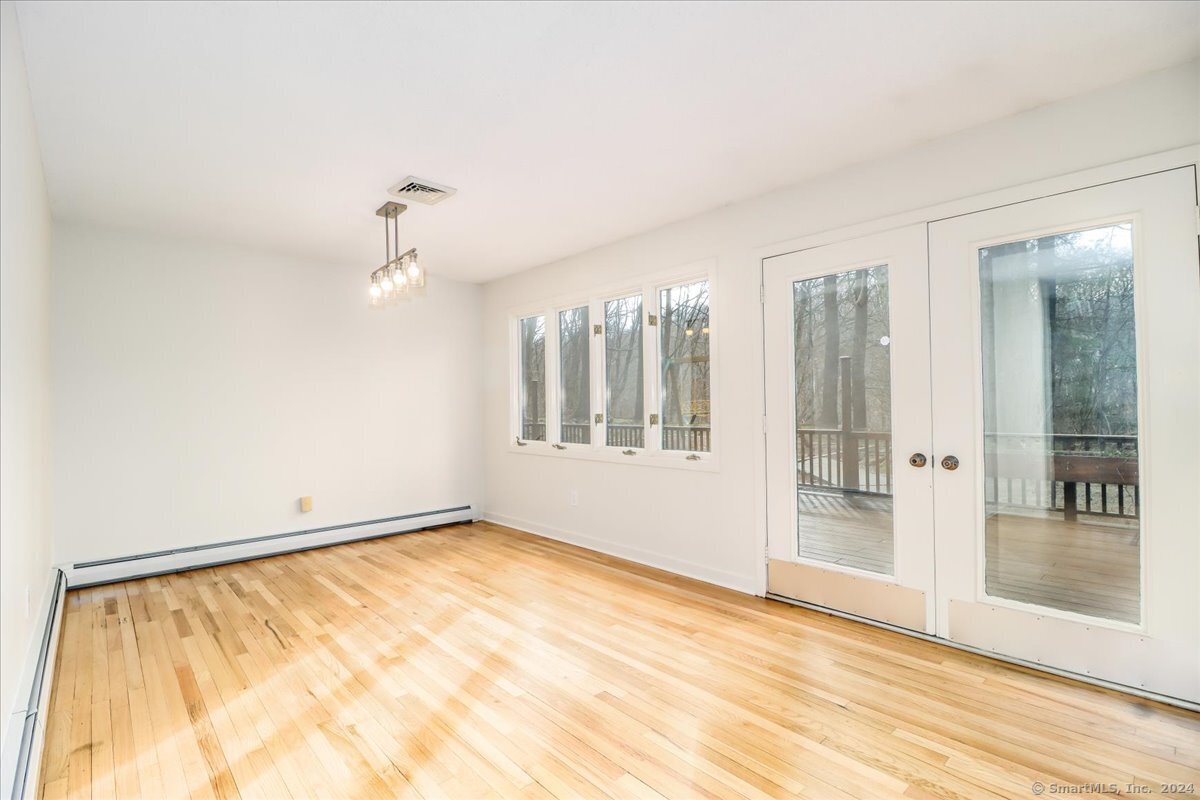10 Whitlock Lane