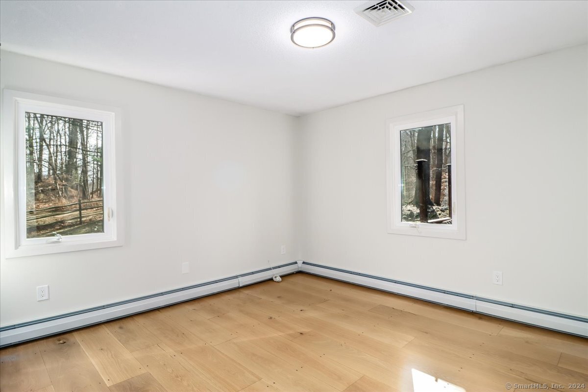 10 Whitlock Lane